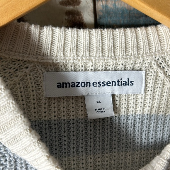 Amazon Essentials XS knit sweater - Picture 5 of 14